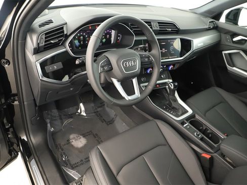 New 2025 Audi Q3 2.0T Premium image 15