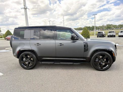 New 2026 Land Rover Defender 110 X-Dynamic SE AWD/4WD image 6