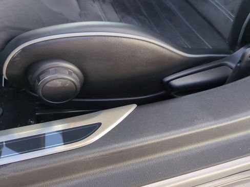 Certified 2023 MAZDA MX-5 Miata Club image 15