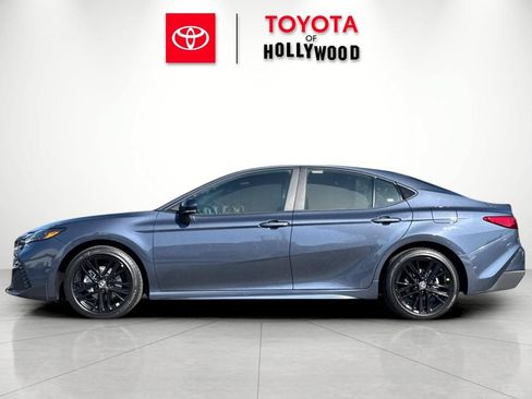 New 2026 Toyota Camry SE FWD image 9