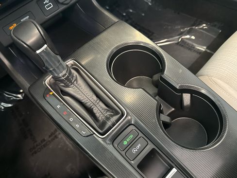 Used 2023 Honda Civic EX image 19