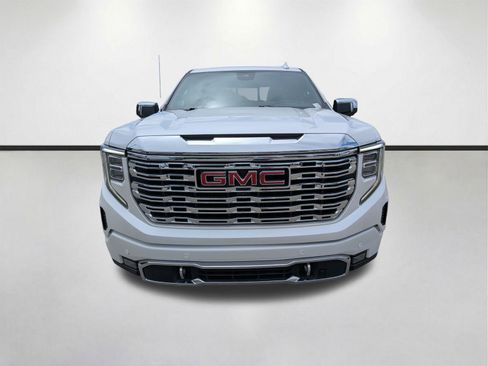 Used 2024 GMC Sierra 1500 Denali w/ Denali Reserve Package RWD image 8