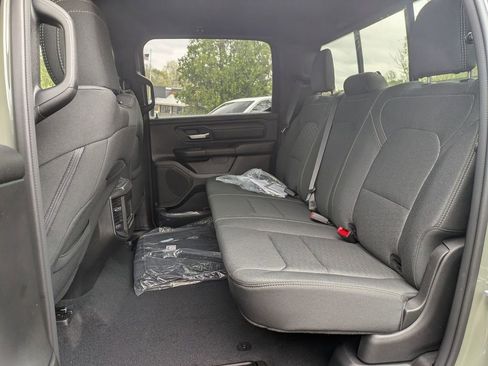 New 2026 RAM 1500 Express AWD/4WD image 22