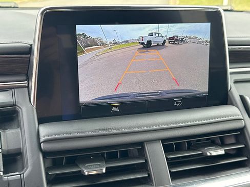 Used 2024 Chevrolet Tahoe LT image 15