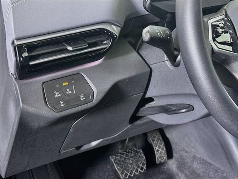 Used 2023 Volkswagen ID.4 S RWD image 16