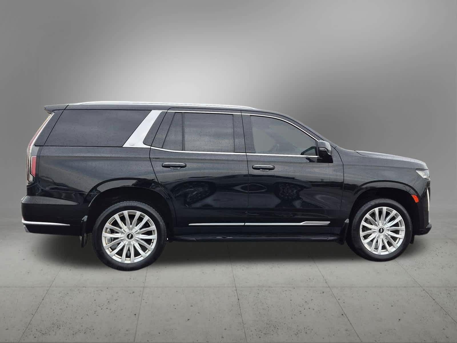 Used 2022 Cadillac Escalade Luxury AWD/4WD image 7