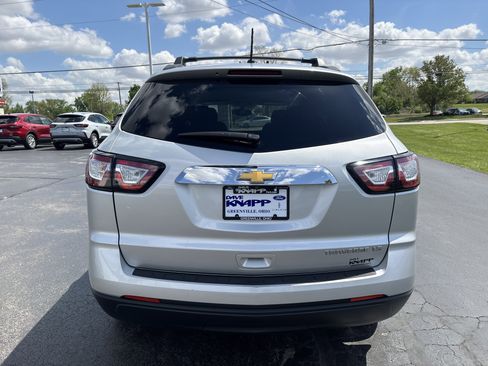 Used 2014 Chevrolet Traverse LS w/ LPO, 'HIT The Road' Package FWD image 4