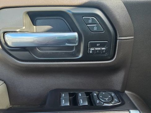 Used 2019 Chevrolet Silverado 1500 LTZ w/ LTZ Plus Package AWD/4WD image 29