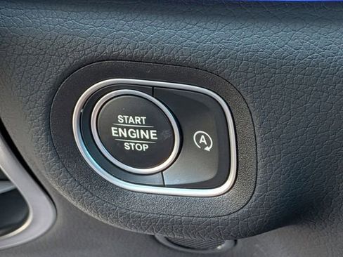 Used 2023 Mercedes-Benz GLS 450 4MATIC image 34