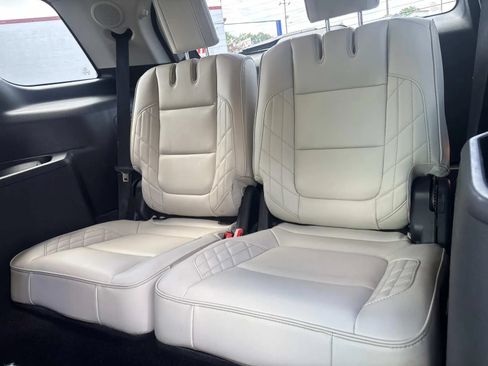 Used 2016 Ford Explorer Platinum AWD/4WD image 15