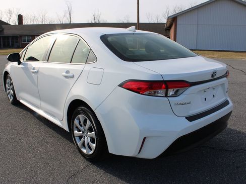 Used 2024 Toyota Corolla LE image 7