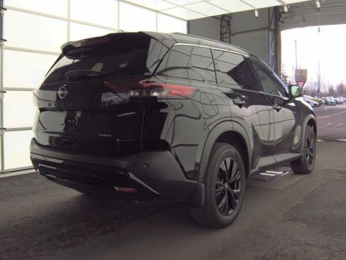Certified 2023 Nissan Rogue SV w/ SV Premium B Package image 4