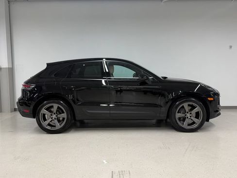 Certified 2026 Porsche Macan AWD/4WD image 10