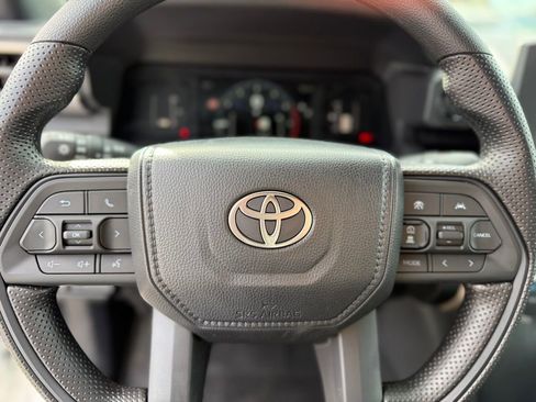 New 2025 Toyota Tacoma SR5 AWD/4WD image 32