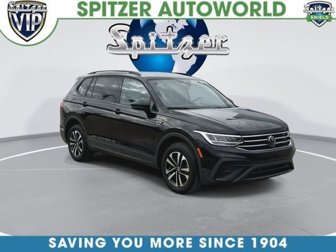 Used 2024 Volkswagen Tiguan S image 3