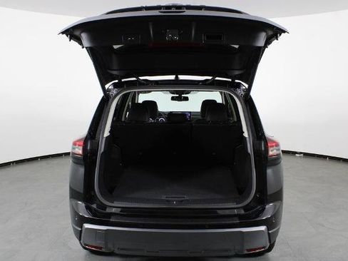 Certified 2026 Nissan Rogue SL AWD/4WD image 17
