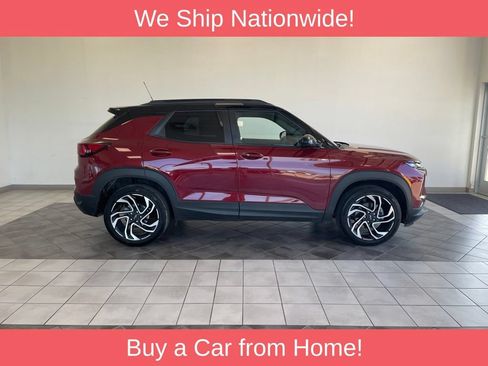 Used 2025 Chevrolet TrailBlazer RS w/ Convenience Package AWD/4WD image 4