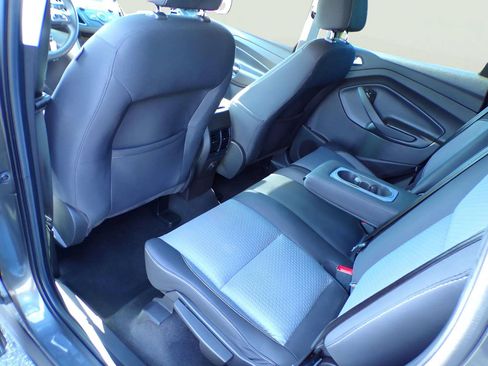 Used 2017 Ford Escape SE AWD/4WD image 12
