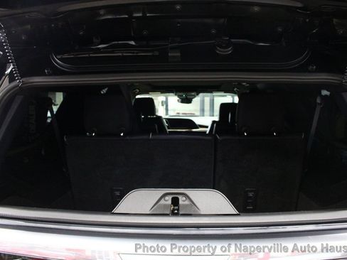 Used 2023 Cadillac Escalade ESV Premium Luxury AWD/4WD image 42