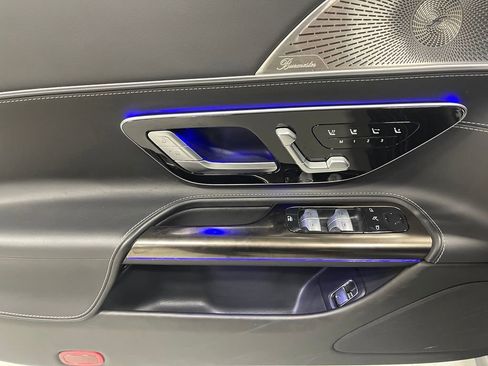 Certified 2022 Mercedes-Benz SL 63 AMG 4MATIC image 22