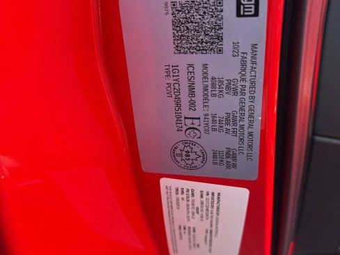 Used 2024 Chevrolet Corvette Stingray Premium Cpe w/ 3LT image 37