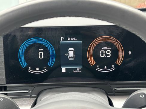 Used 2025 Hyundai Kona SEL image 36