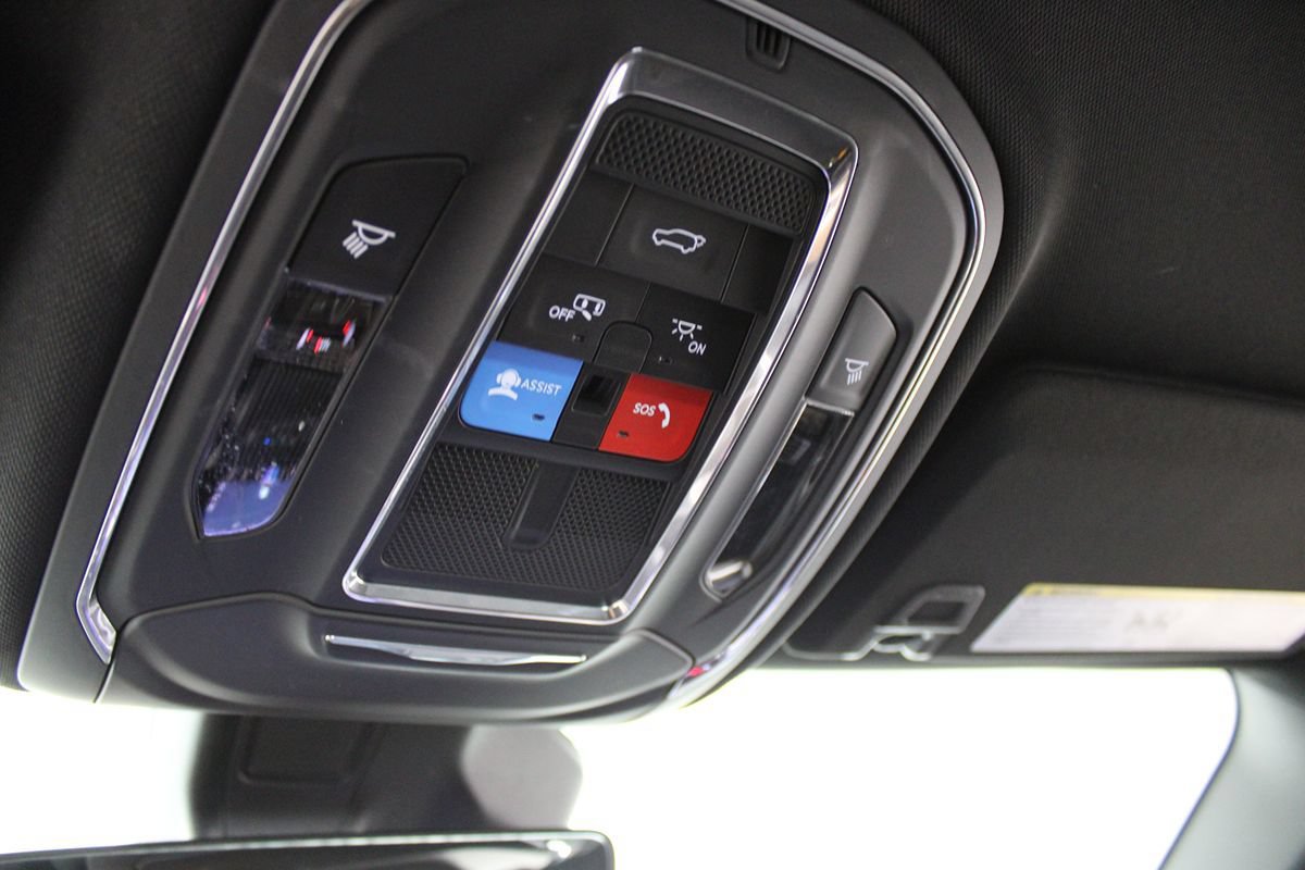 Used 2023 Jeep Grand Cherokee Trailhawk AWD/4WD image 26