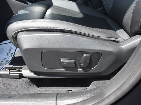 Used 2023 BMW X1 xDrive28i AWD/4WD image 14