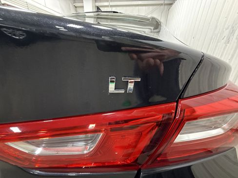 Used 2023 Chevrolet Malibu LT image 29