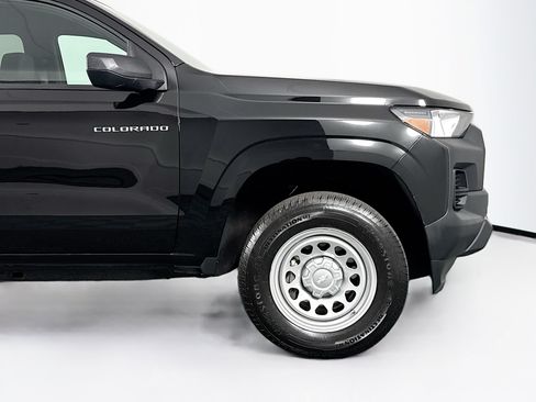 Used 2023 Chevrolet Colorado W/T RWD image 38