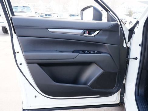 Used 2017 MAZDA CX-5 Touring w/ I-ACTIVSENSE Package image 14