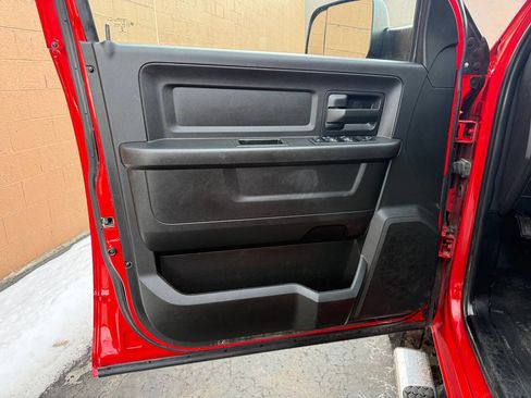 Used 2018 RAM 3500 Tradesman w/ Popular Equipment Group image 23