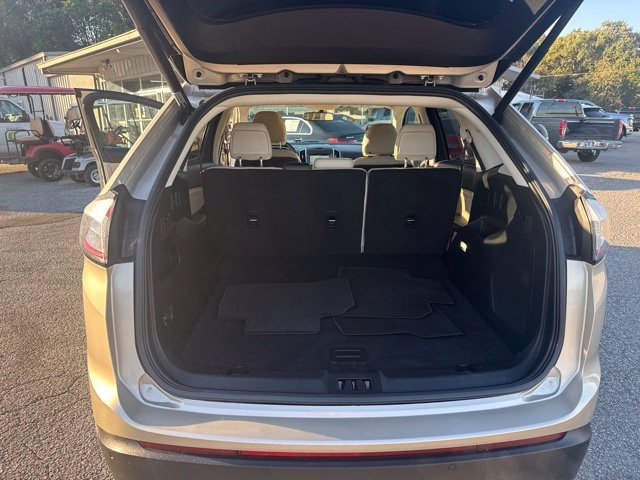 Used 2018 Ford Edge Titanium w/ Technology Package FWD image 29