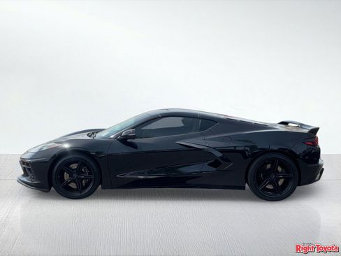 Used 2020 Chevrolet Corvette Stingray Premium Cpe w/ 3LT Preferred Equipment Group RWD image 2