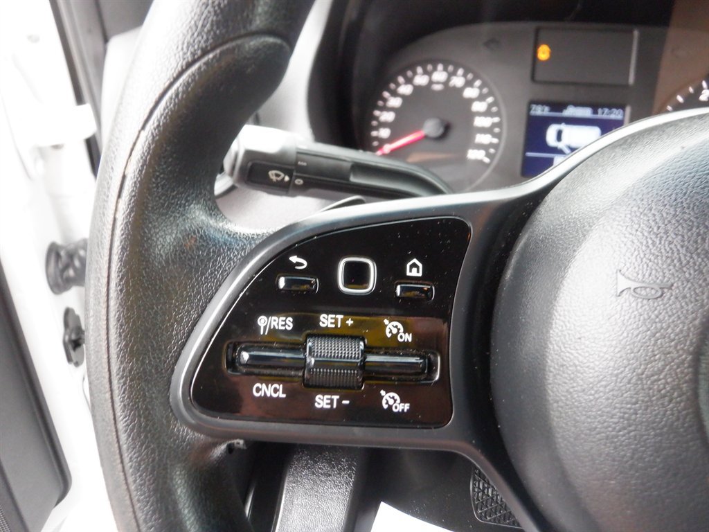 Used 2022 Mercedes-Benz Sprinter 4500 image 21