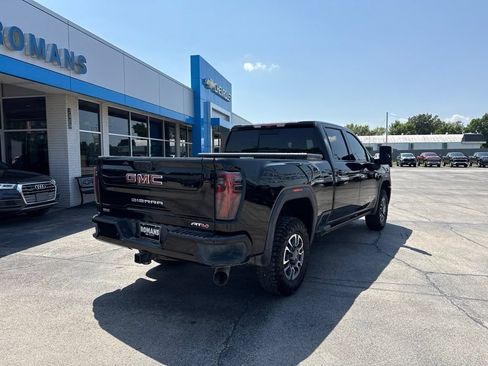 Used 2024 GMC Sierra 2500 AT4 w/ AT4 Premium Plus Package AWD/4WD image 5