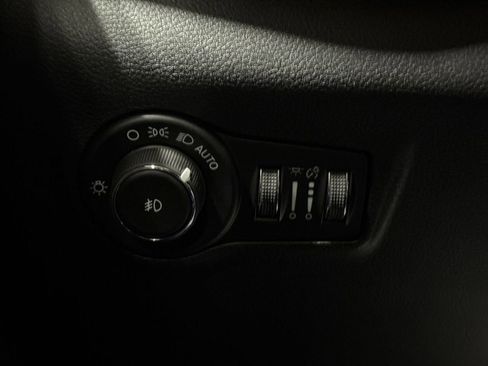 New 2026 Jeep Compass Limited image 17