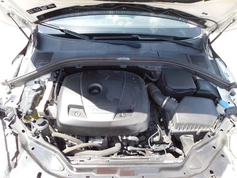 Used 2016 Volvo XC60 T5 FWD image 16