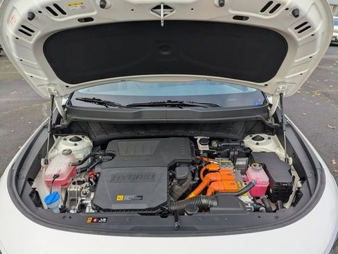 Used 2023 Kia Niro EX image 38