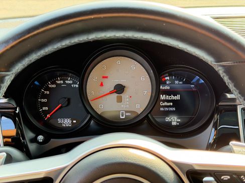 Used 2017 Porsche Macan S AWD/4WD image 22