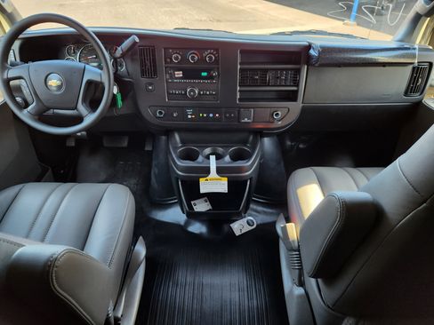 New 2025 Chevrolet Express 2500 w/ Driver Convenience Package image 10