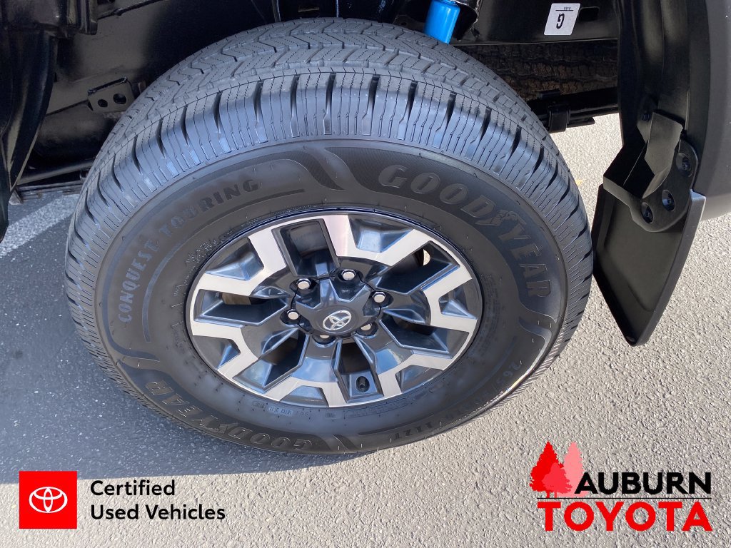 Certified 2023 Toyota Tacoma TRD Off-Road AWD/4WD image 23