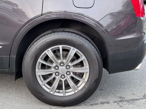 Used 2018 Cadillac XT5 Luxury w/ Driver Awareness Package image 36