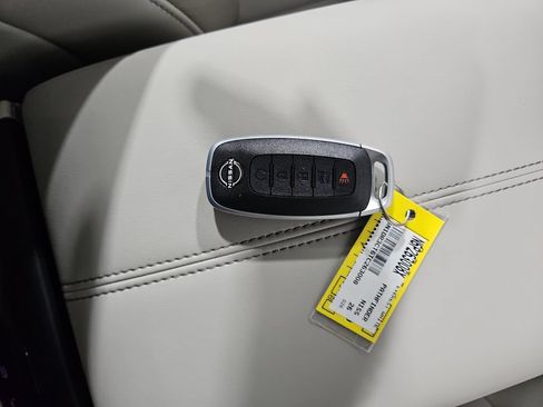 New 2026 Nissan Pathfinder SL w/ SL Premium Package AWD/4WD image 28