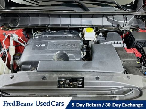 Used 2022 Nissan Pathfinder SV w/ SV Premium Package AWD/4WD image 38
