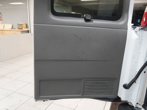 Used 2016 Chevrolet Express 3500 LT w/ LT Preferred Equipment Group image 11