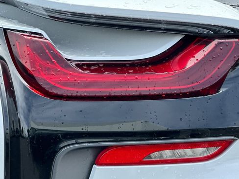 Used 2019 BMW i8 Roadster AWD/4WD image 44