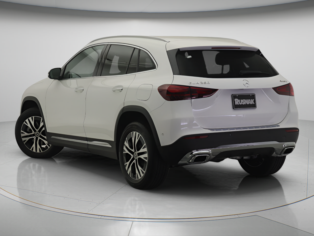 New 2026 Mercedes-Benz GLA 250 4MATIC image 2