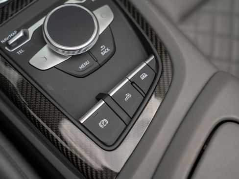 Used 2017 Audi R8 V10 image 31