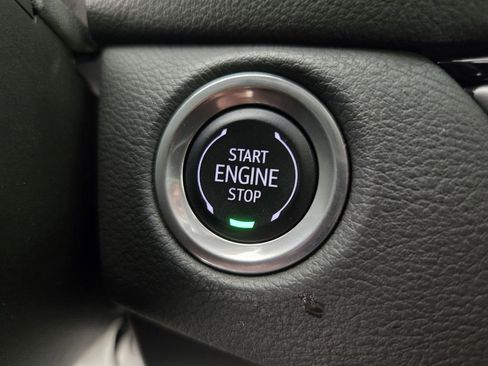 Used 2024 Cadillac XT4 Sport image 22